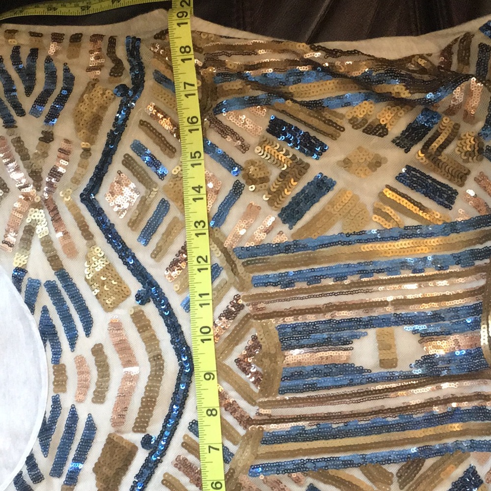 Gorgeous Gibson Latimer Sequined Top Size Small - image 8